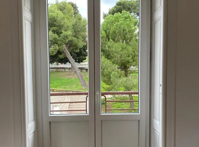 Apartament Sunny Bright Apt, Historical Living