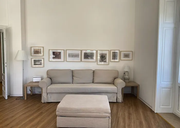 Apartament Sunny Bright Apt, Historical Living